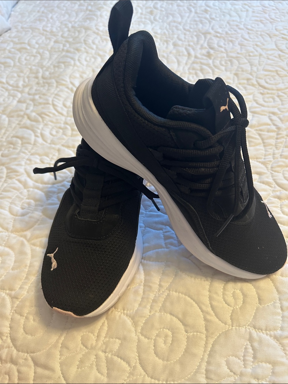 Puma Star Vital Refresh women’s running sneakers. Size 6.5. New. Never used.